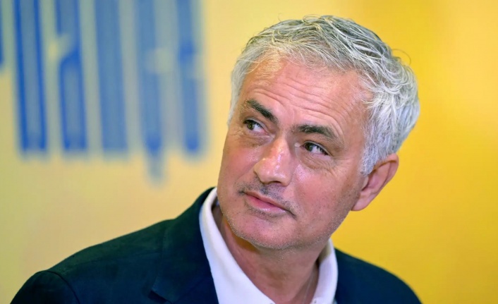 Jose Mourinho: "O harika bir oyuncu ama Galatasaray'a daha yakın olduğunu duydum"
